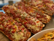 BROODJE: PIZZABAGUETTE